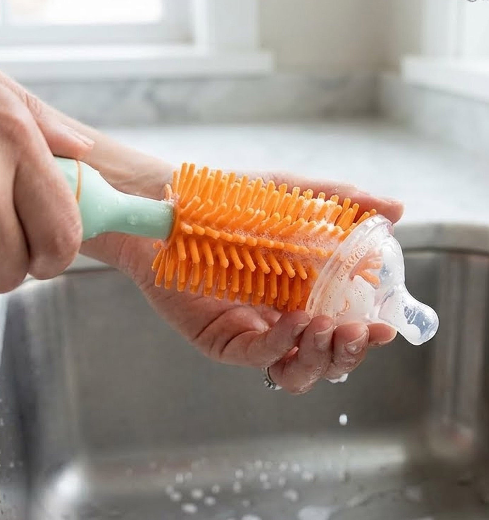 RoseGy™ Electric Silicone Bottle Brush, Baby Bottle Brush Cleaner, Straw Cleaner Brush, Travel Baby Essentials for Moms